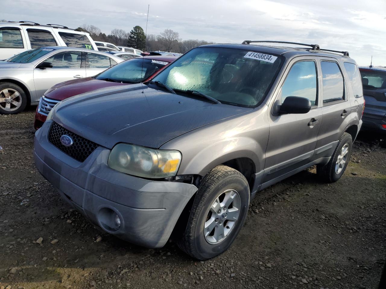 2005 FORD ESCAPE XLT