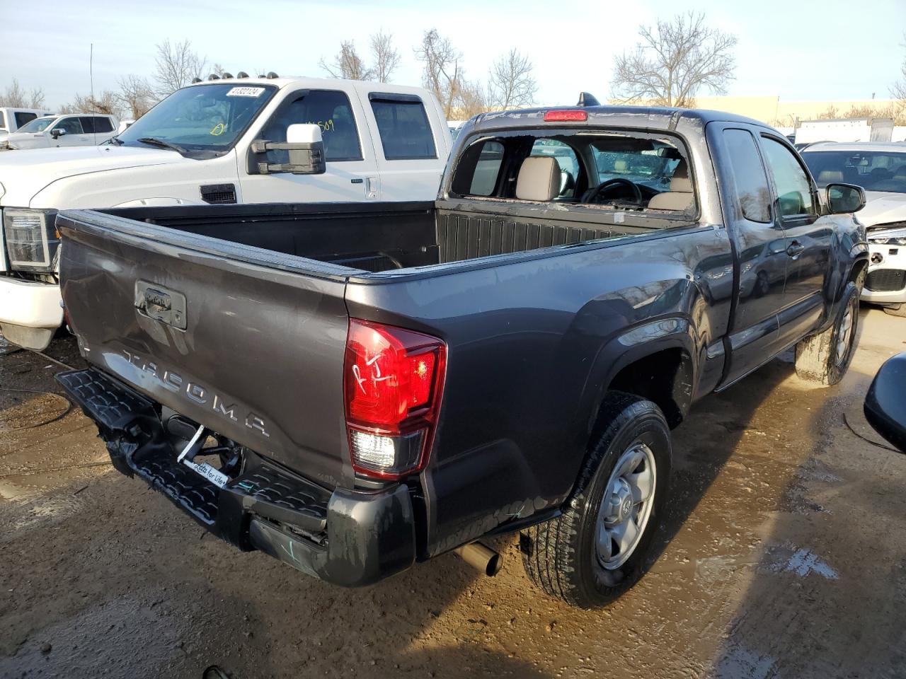 Toyota Tacoma 2022 — 4