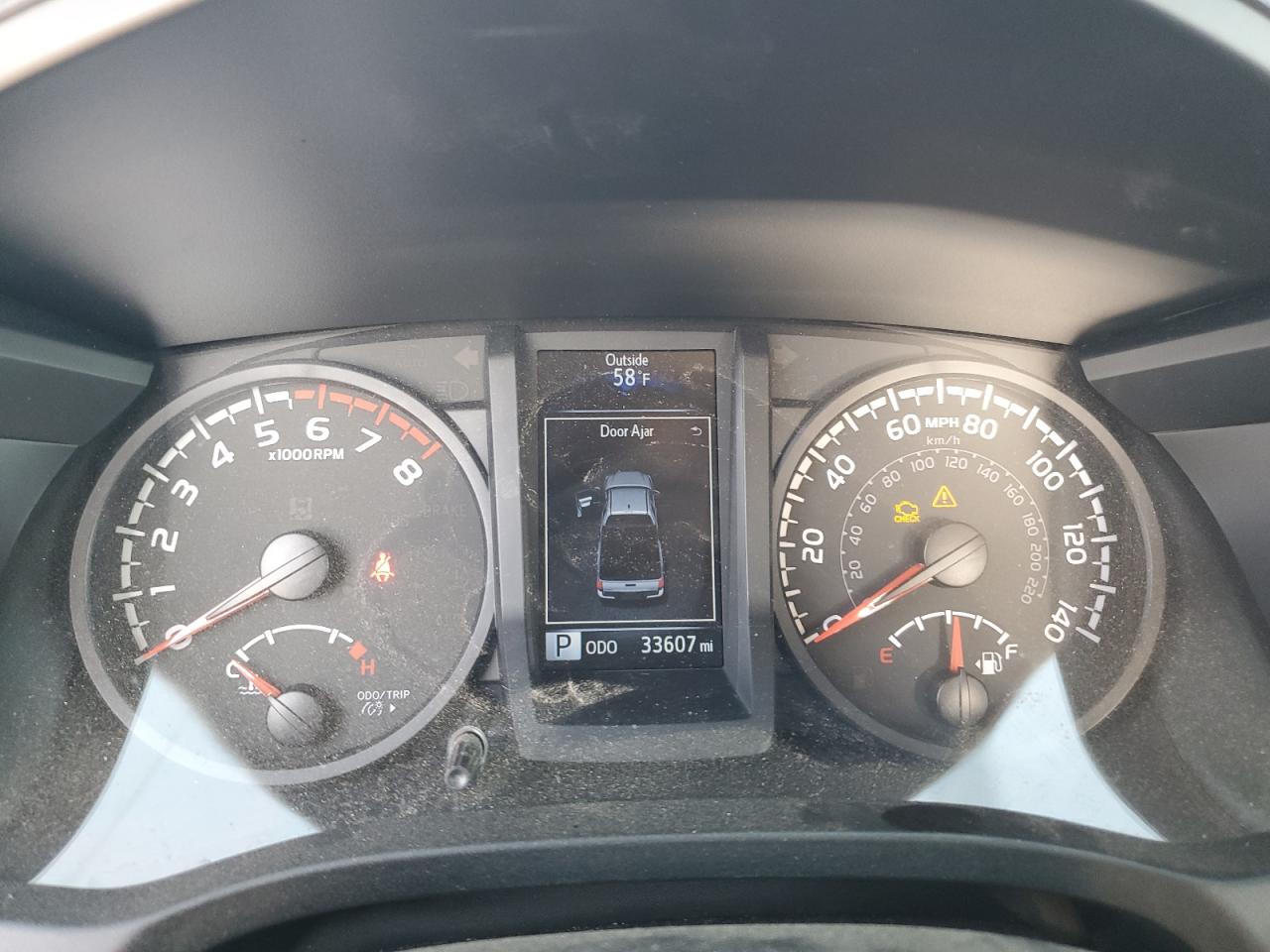 Toyota Tacoma 2022 — 10