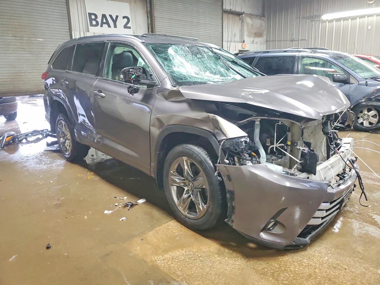 2018 TOYOTA HIGHLANDER LIMITED PLATINUM