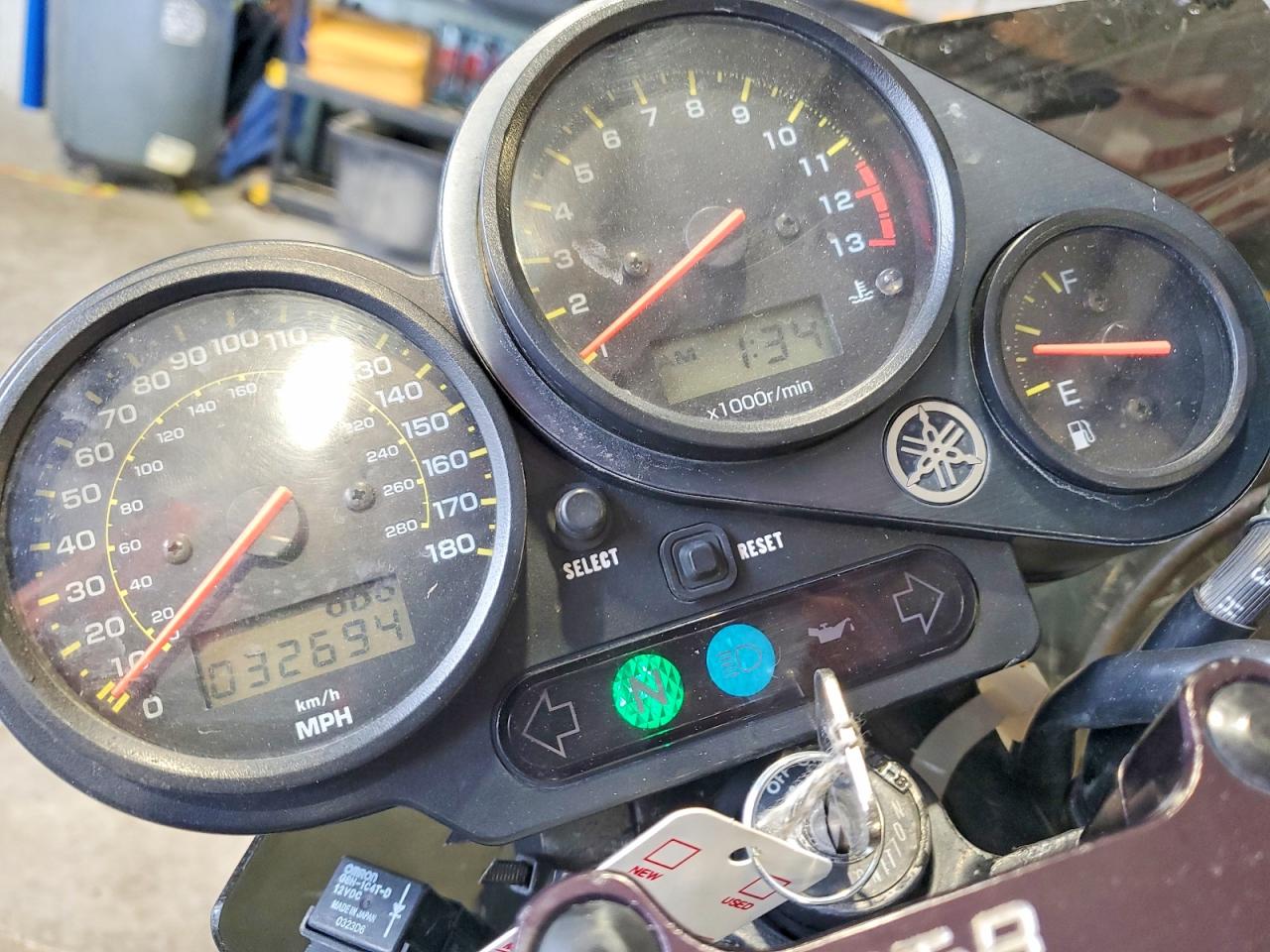 Yamaha FZS10 2003 — 8