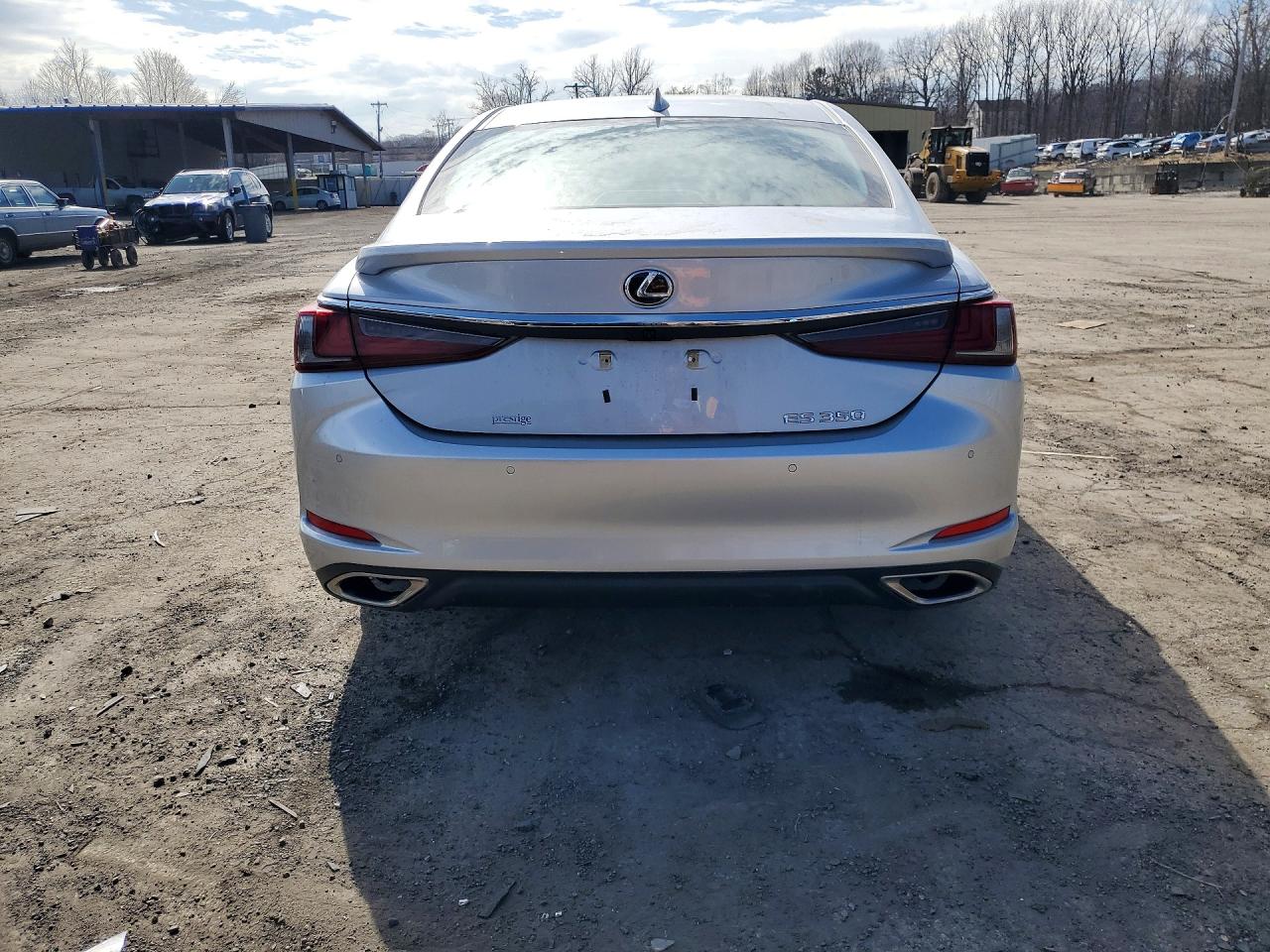 Lexus ES 350 2021 — 7