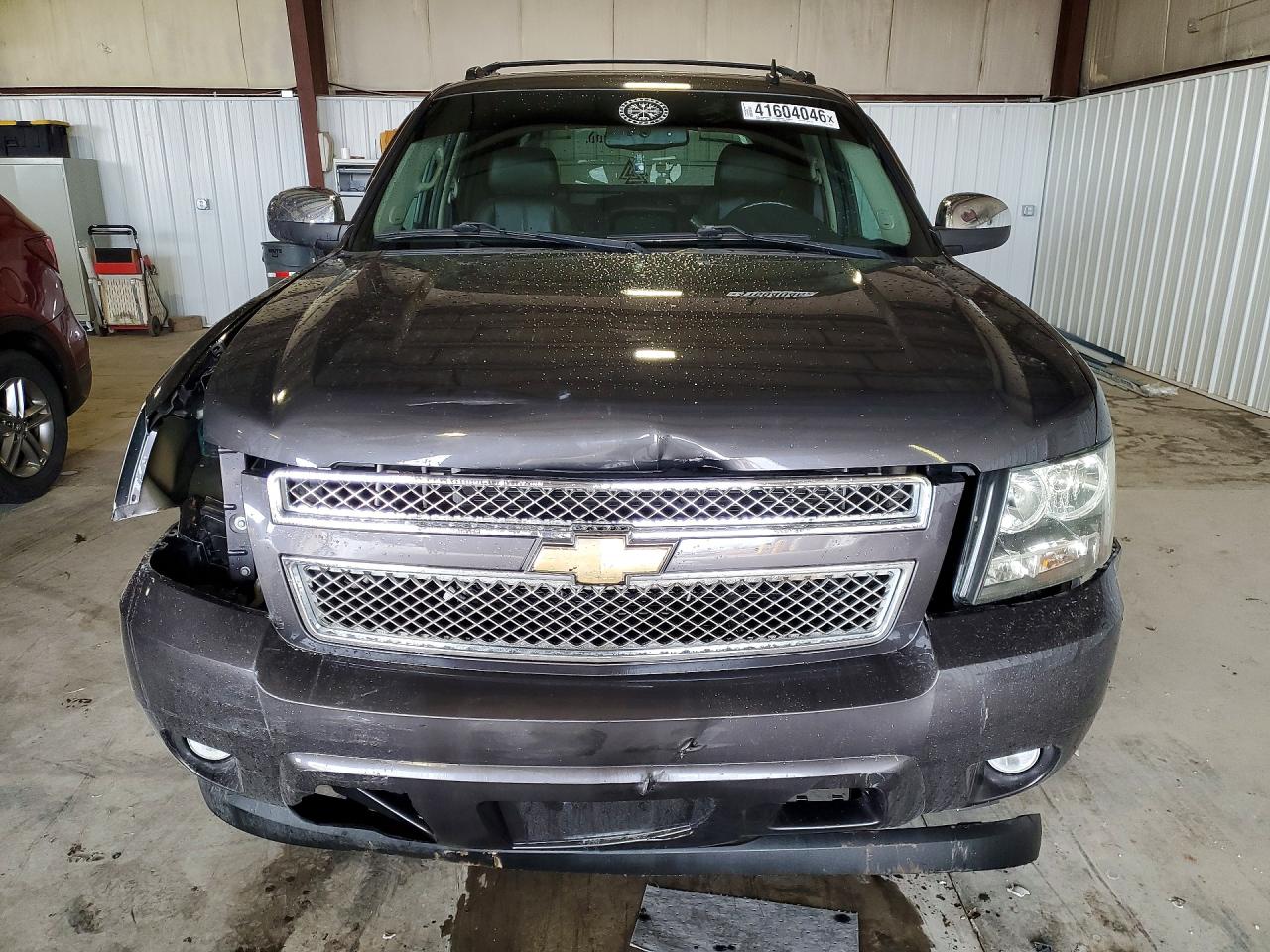 CHEVROLET AVALANCHE 2011 — 6