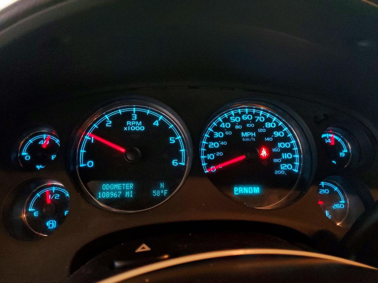 CHEVROLET AVALANCHE 2011 — 10