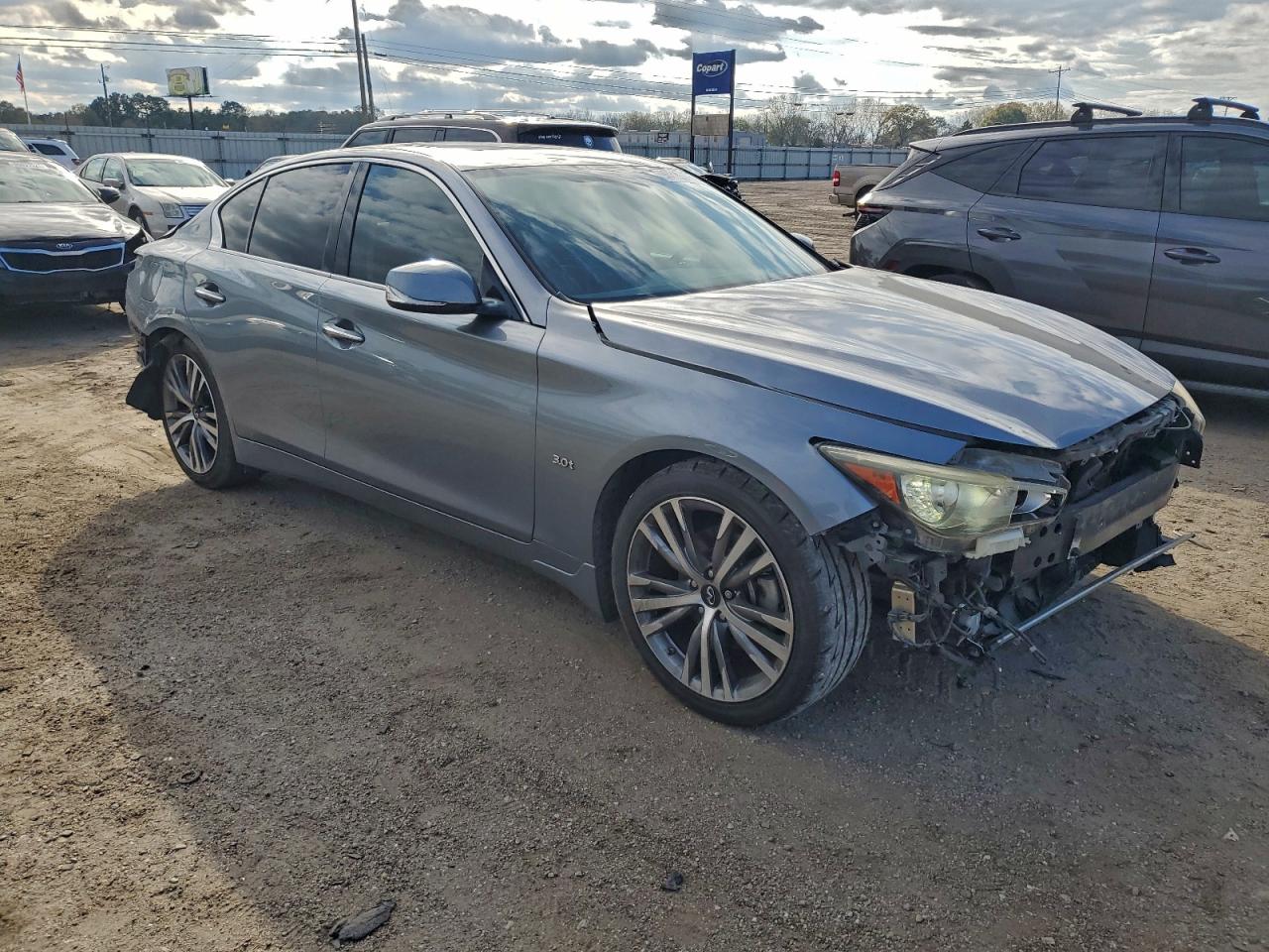 2018 INFINITI Q50 LUXE