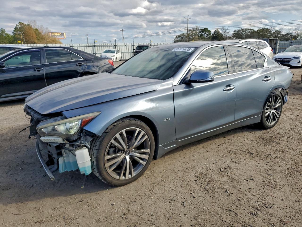 2018 INFINITI Q50 LUXE