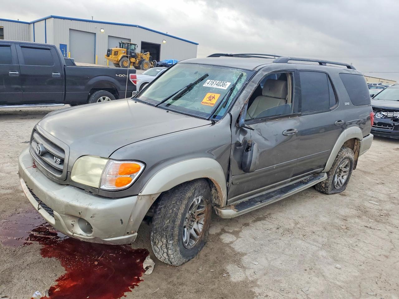 Toyota Sequoia 2004 — 2