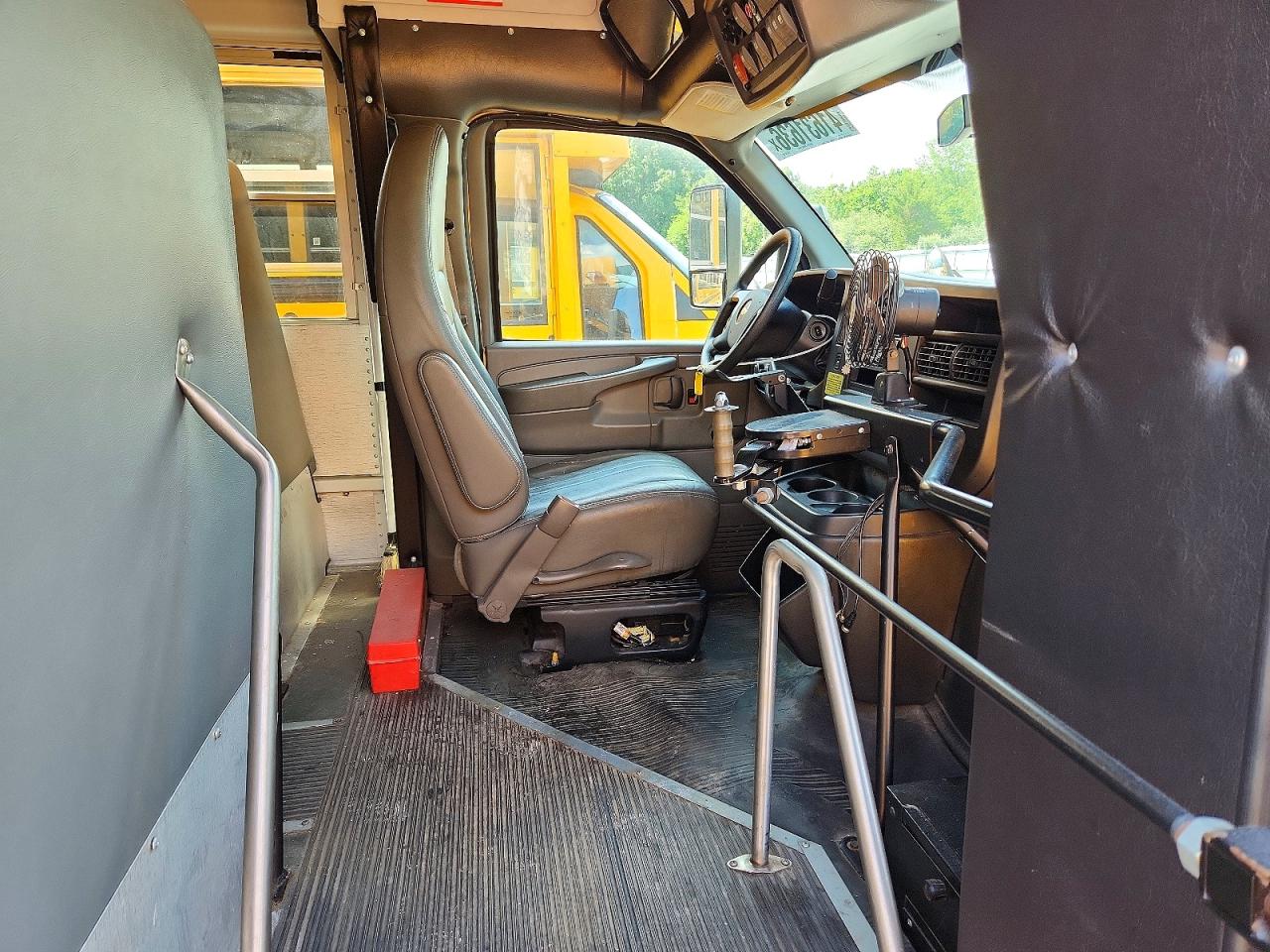 2012 THOMAS MINOTOUR G3500