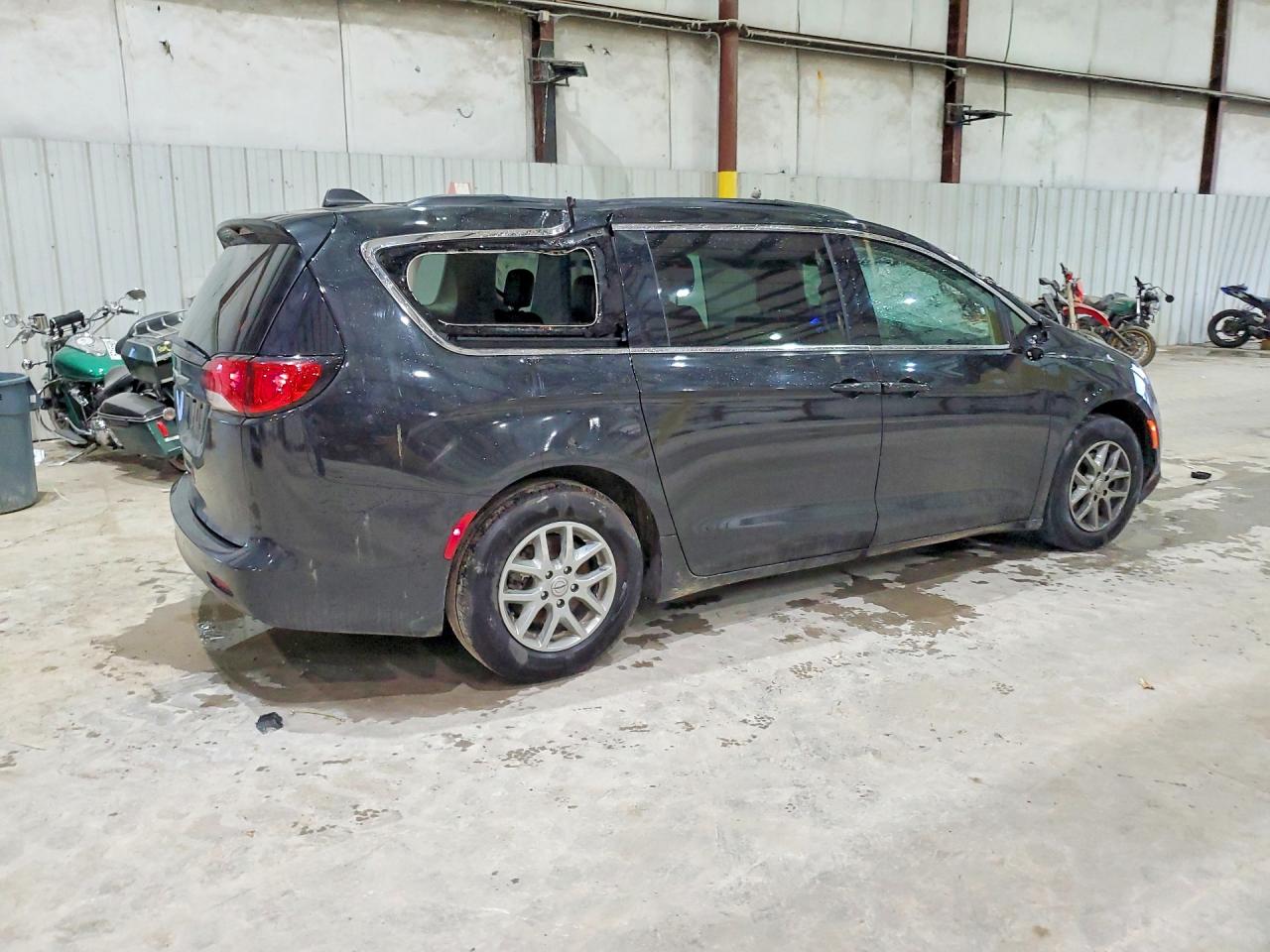 Chrysler Voyager 2021 — 4