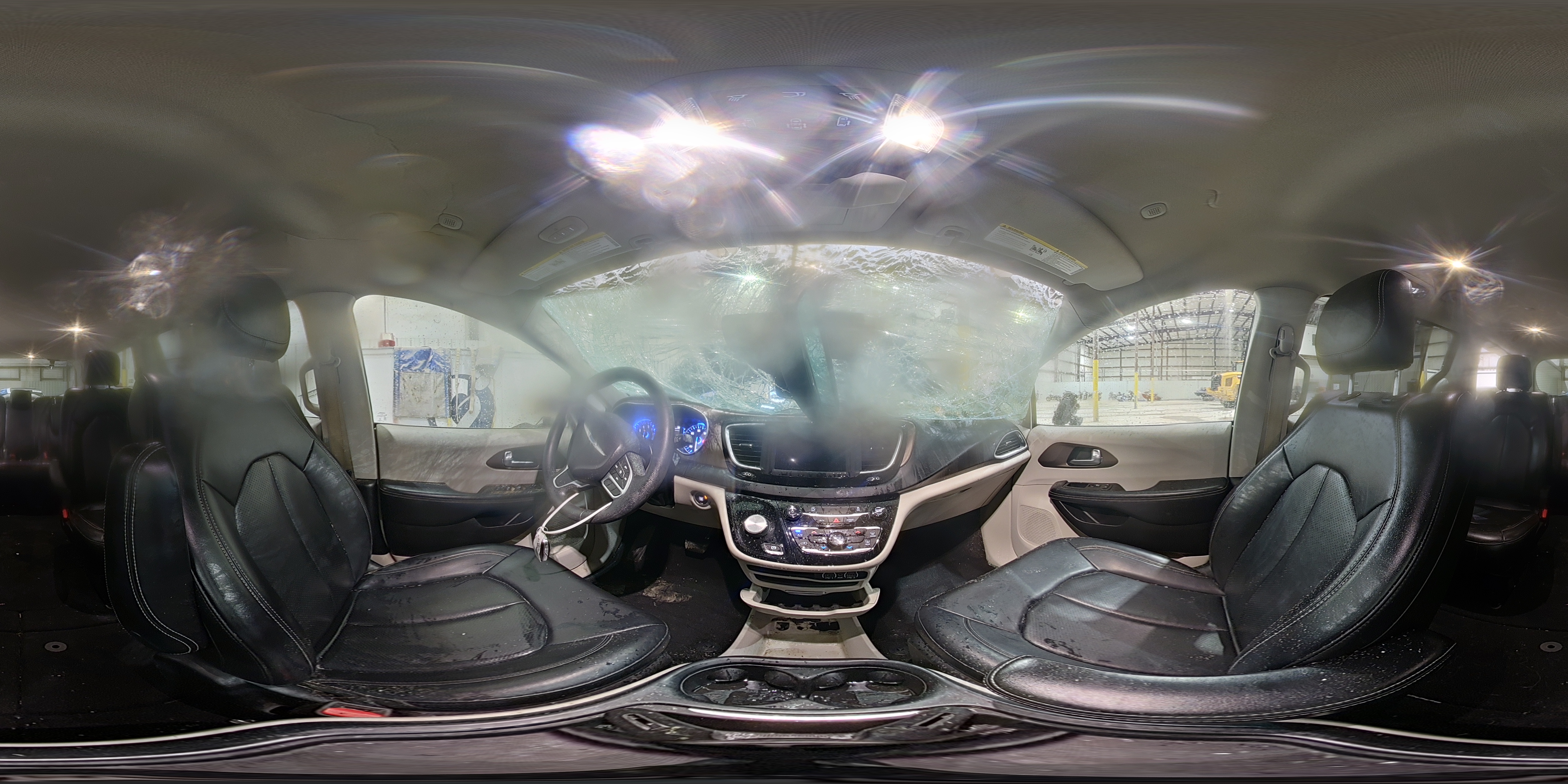 Chrysler Voyager 2021 — 15
