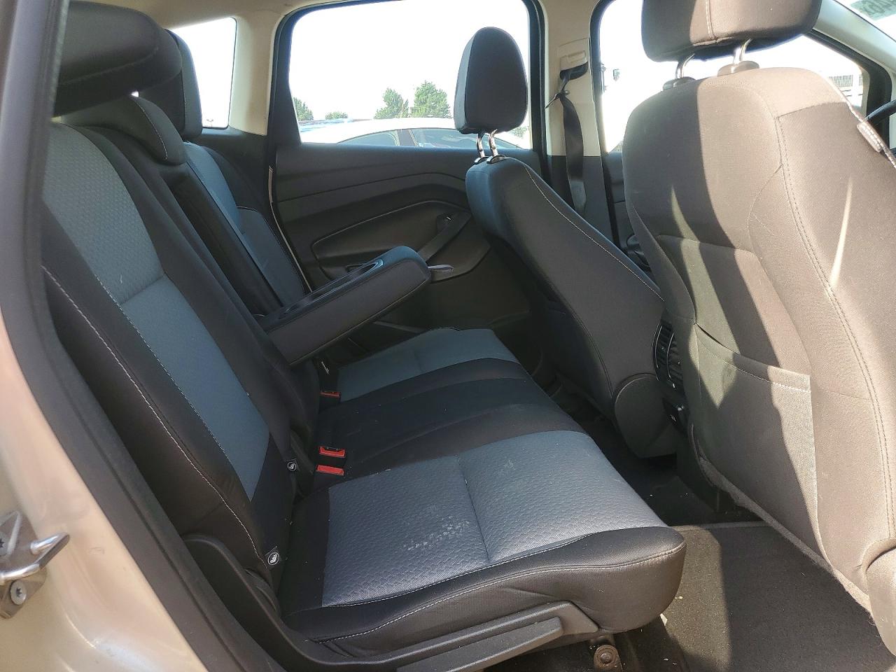 FORD C-MAX 2017 — 12