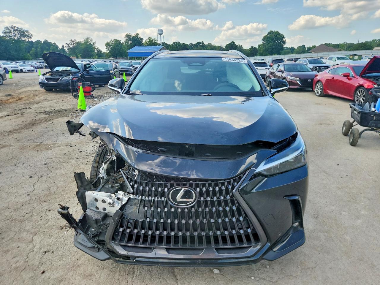 Lexus NX 2025 — 6