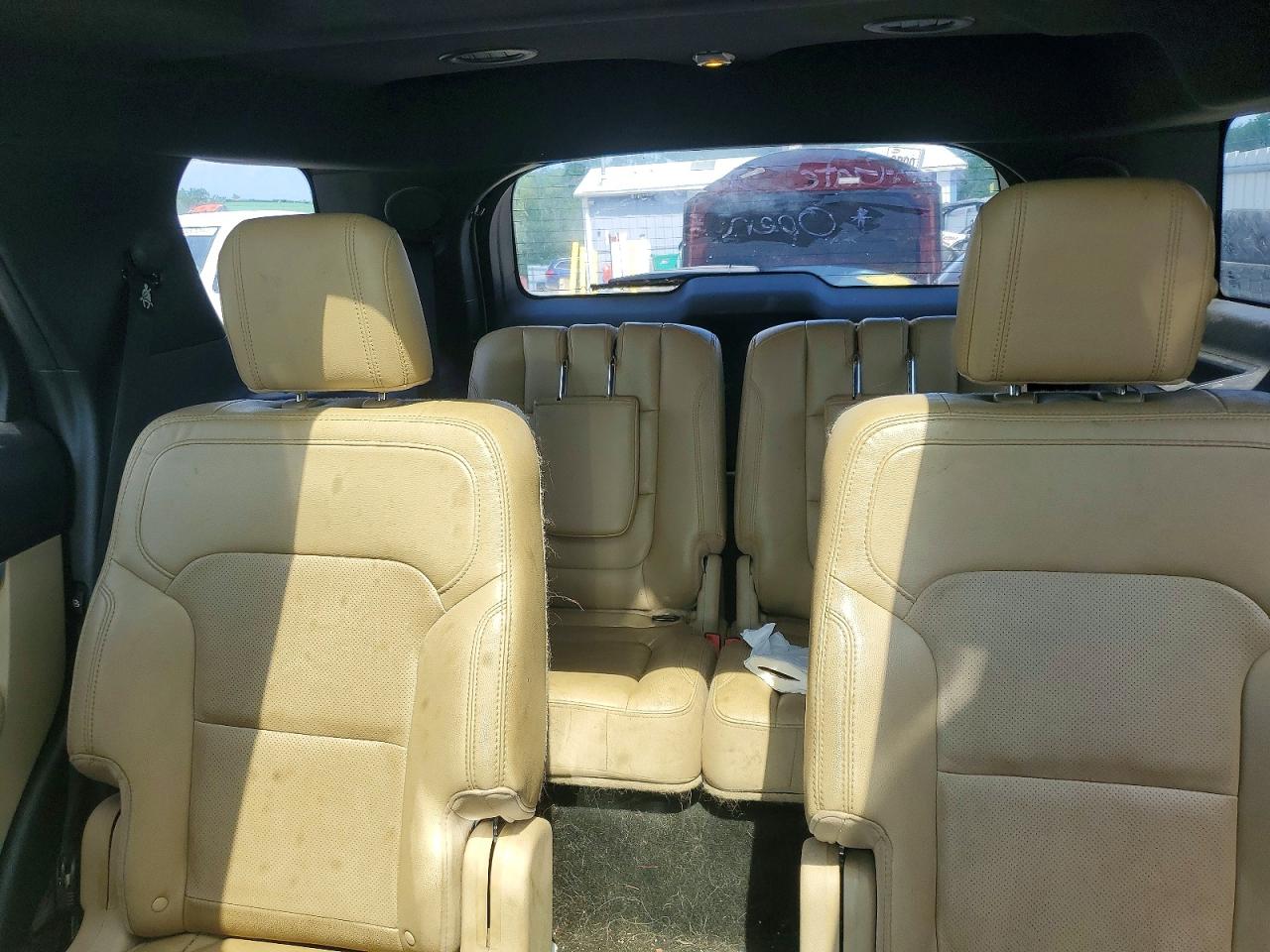 Ford Explorer 2017 — 11