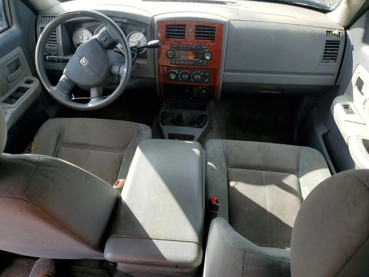 Dodge Dakota 2005 — 9