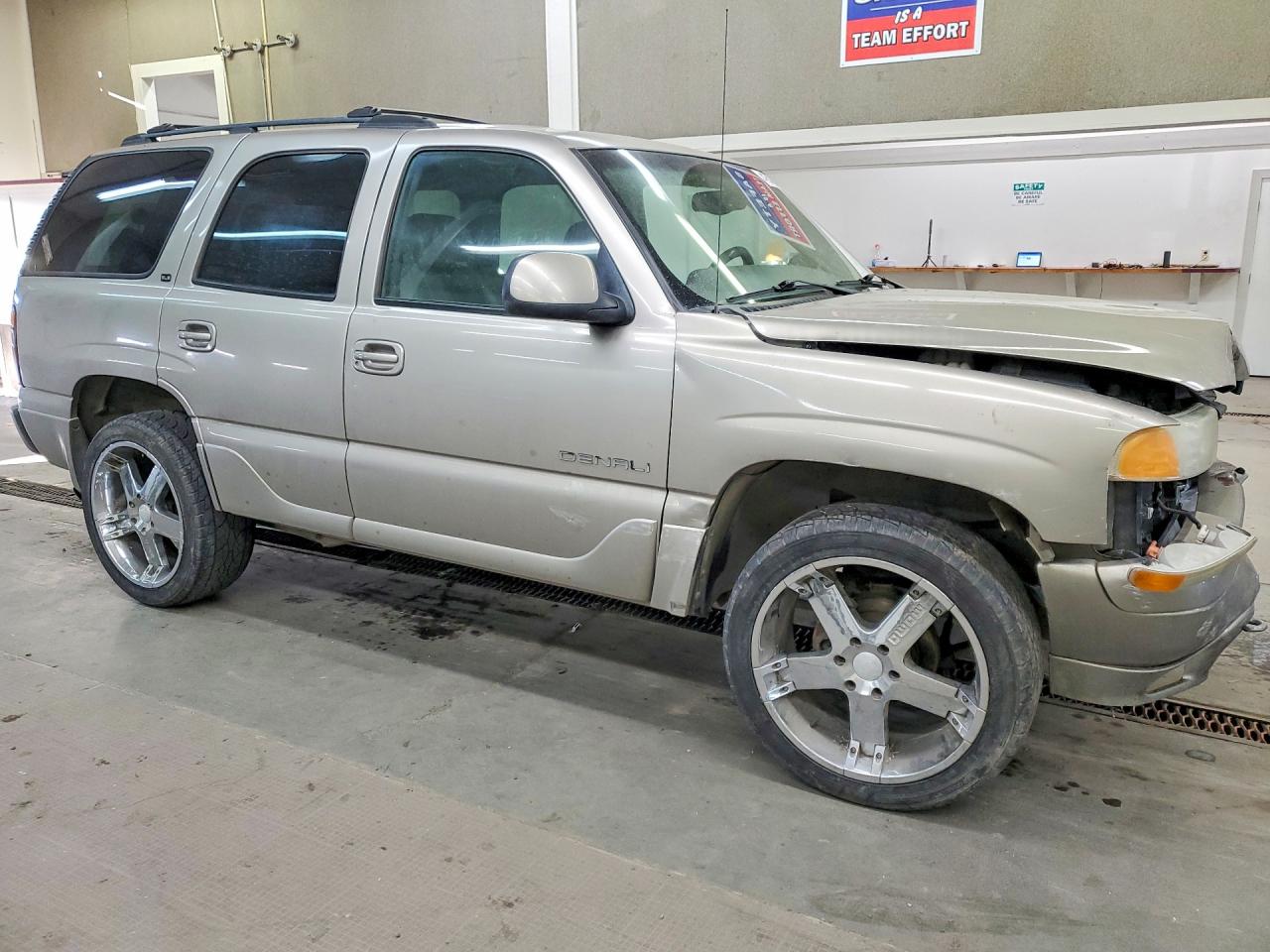 2002 GMC YUKON