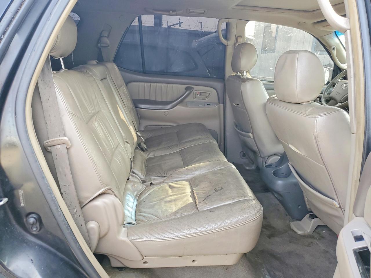 TOYOTA SEQUOIA 2007 — 12