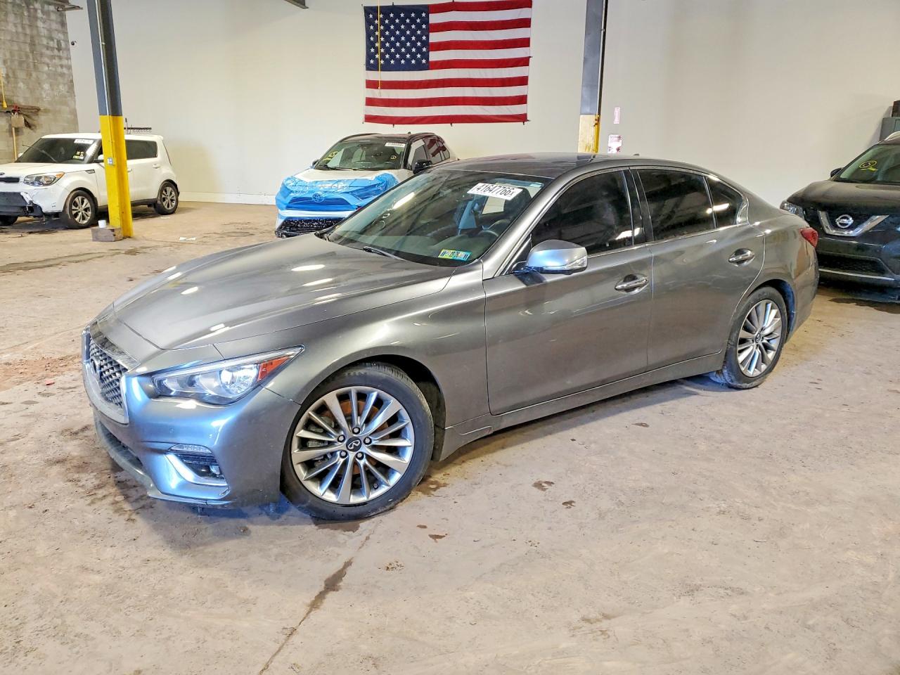 2021 INFINITI Q50 LUXE