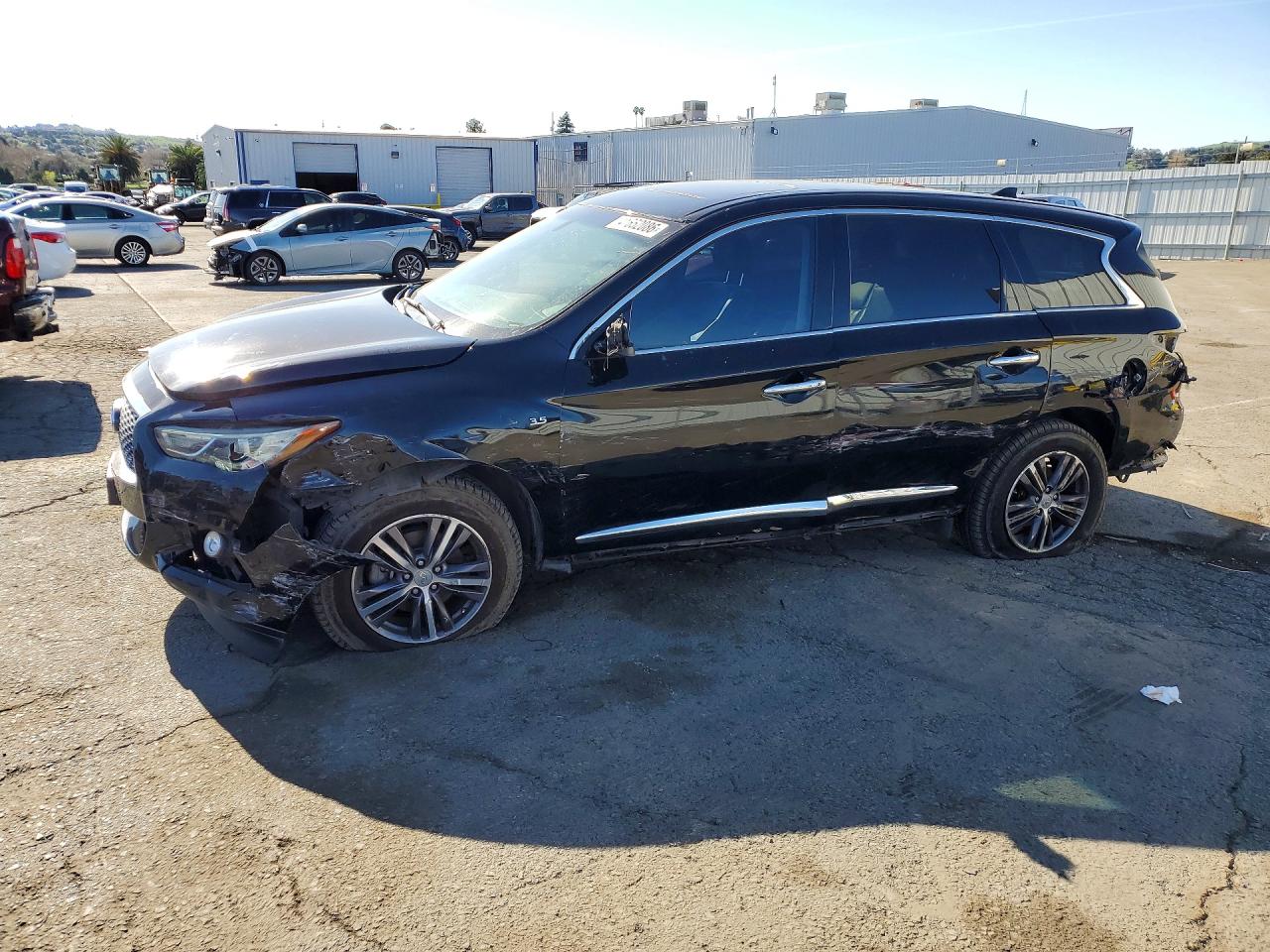 2018 INFINITI QX60 BASE