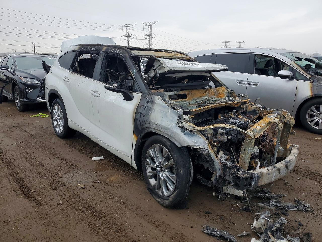 2022 TOYOTA HIGHLANDER HYBRID LIMITED
