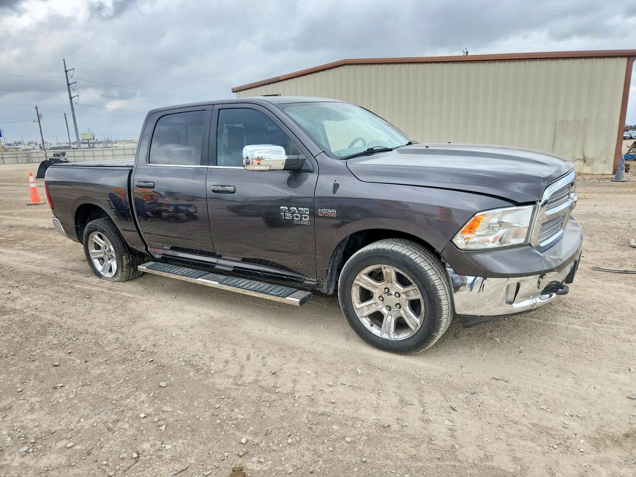 2019 RAM 1500 CLASSIC SLT