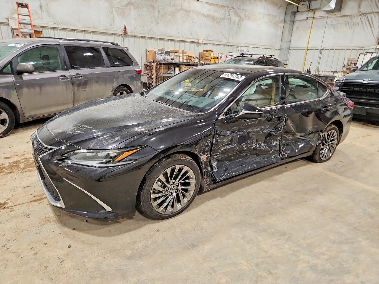 LEXUS ES 350 2025 — 2