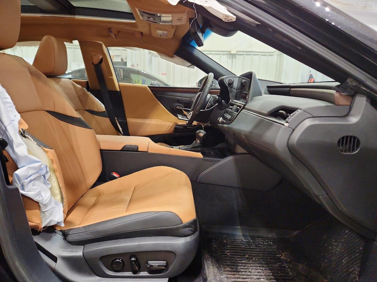 LEXUS ES 350 2025 — 8
