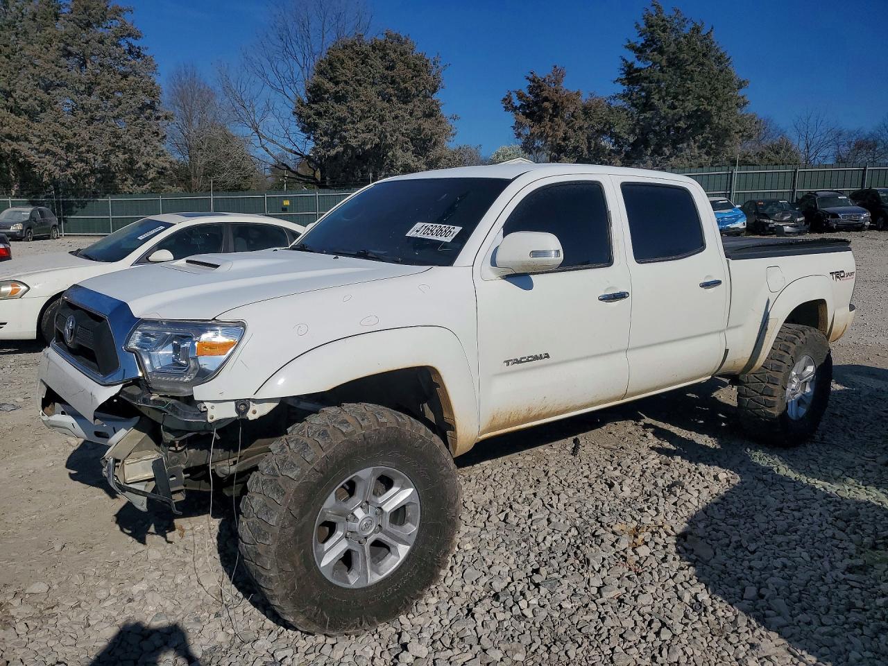 2015 TOYOTA TACOMA V6