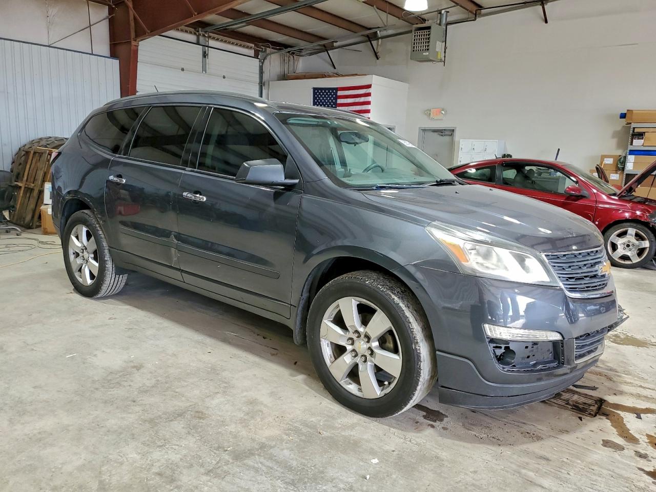 2013 CHEVROLET TRAVERSE LS
