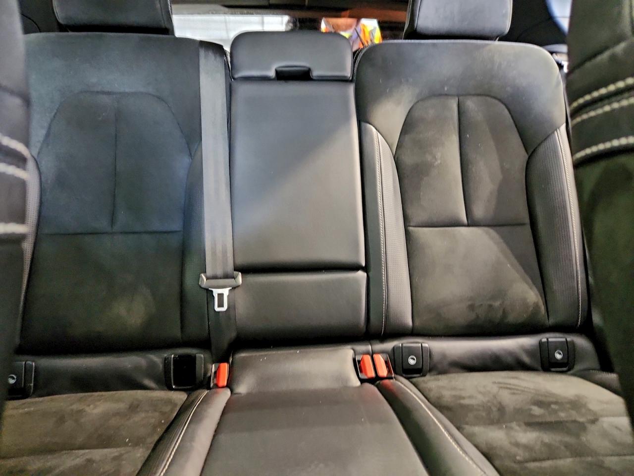 VOLVO XC40 2021 — 11