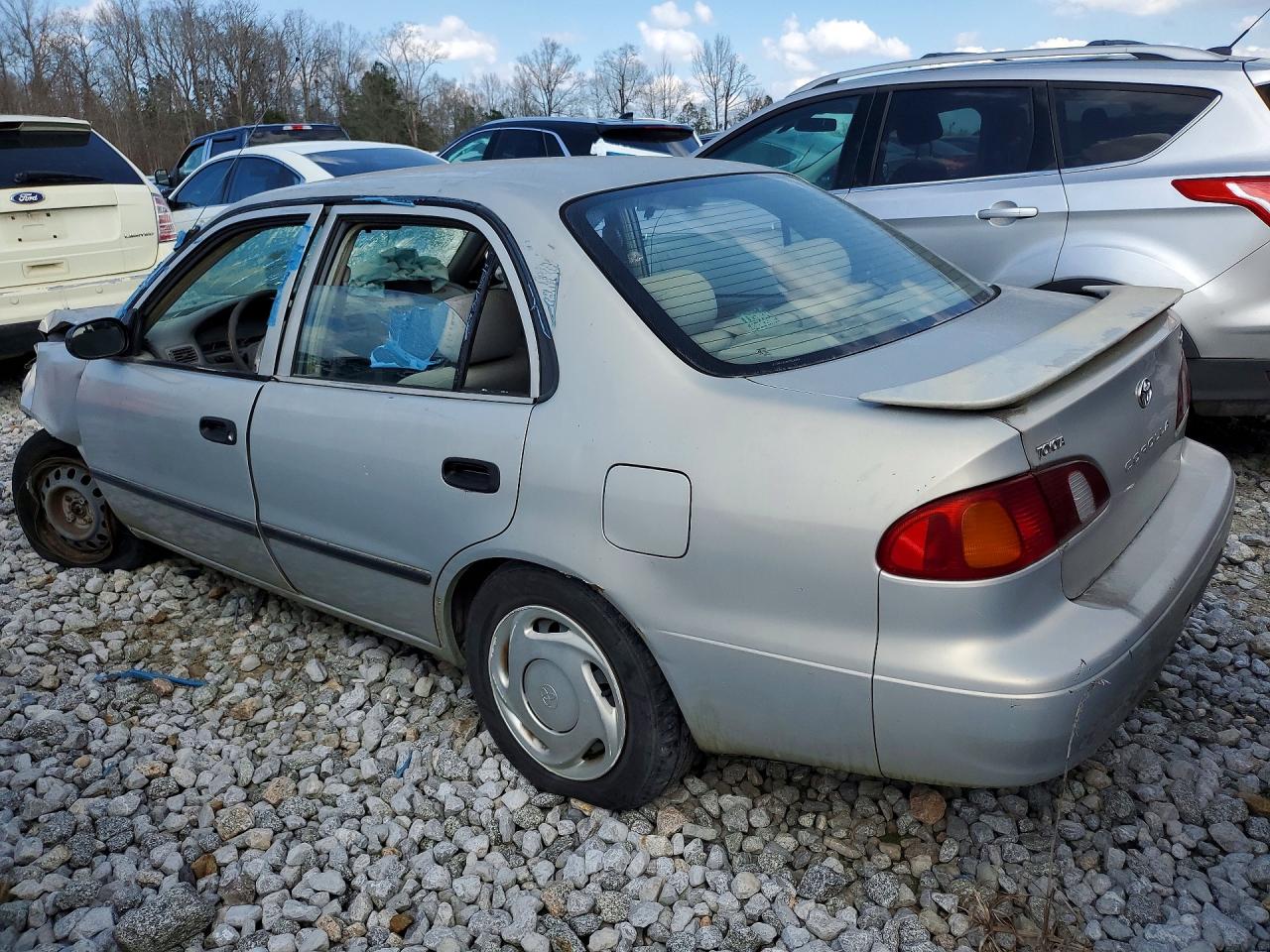 TOYOTA COROLLA 2000 — 3