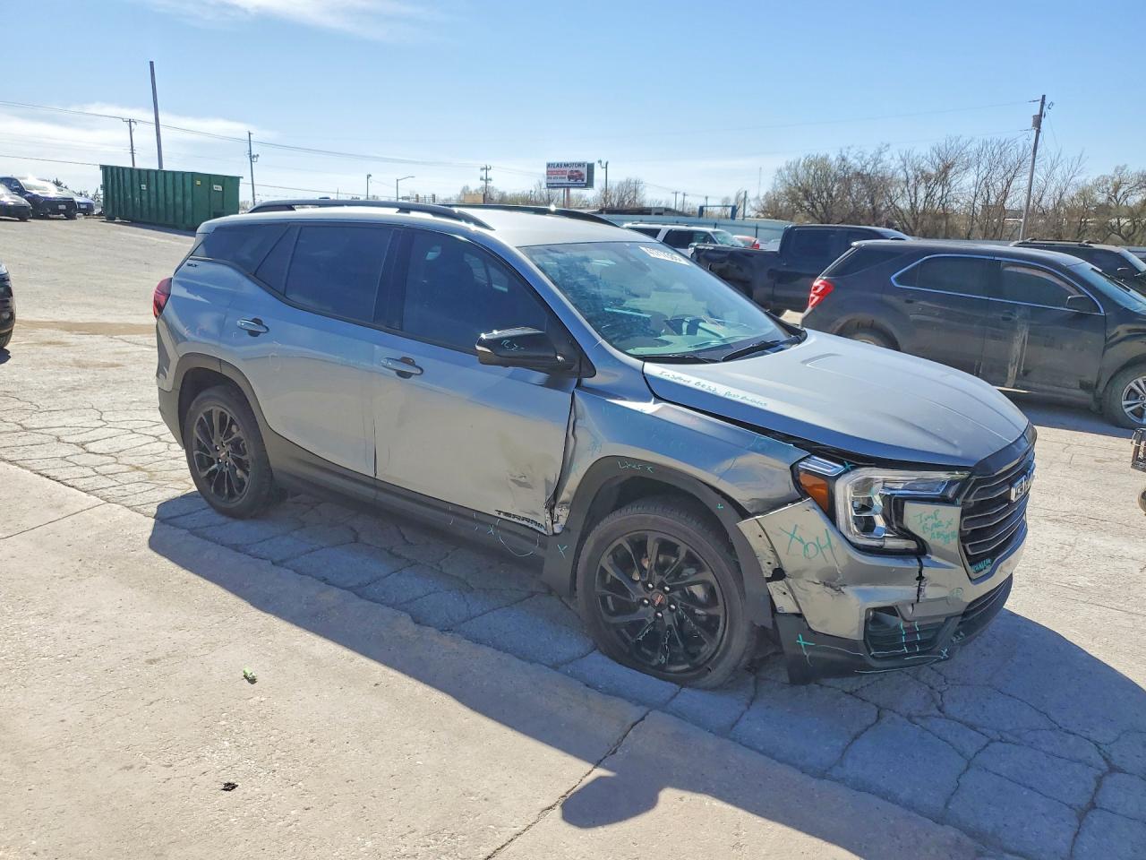 2023 GMC TERRAIN SLT