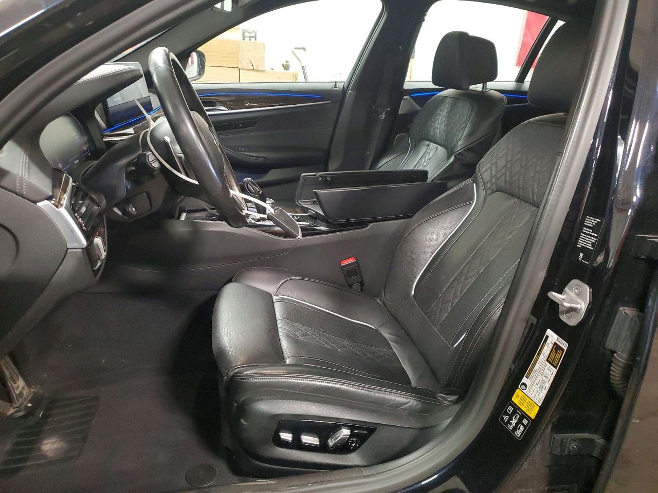 BMW M550XI 2021 — 8
