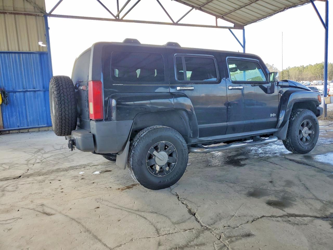 HUMMER H3 2009 — 4