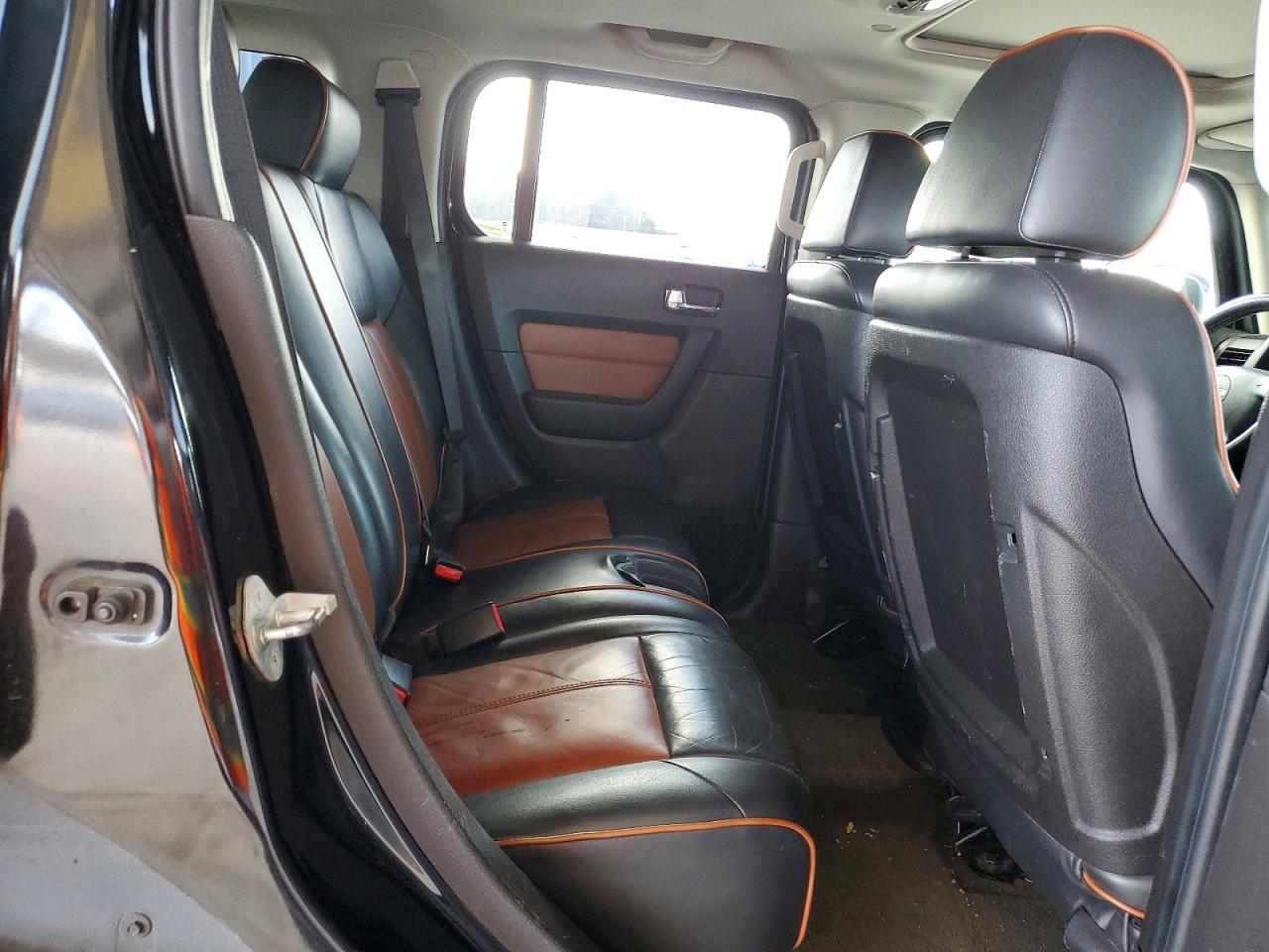 HUMMER H3 2009 — 11