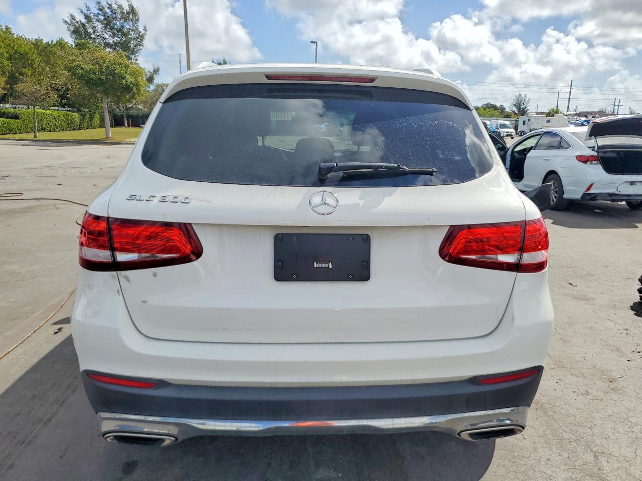 MERCEDES-BENZ GLC 2018 — 7
