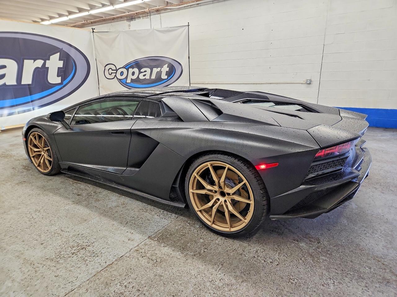 LAMBORGHINI AVENTADOR 2018 — 3