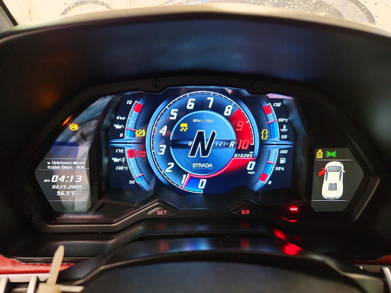 LAMBORGHINI AVENTADOR 2018 — 10