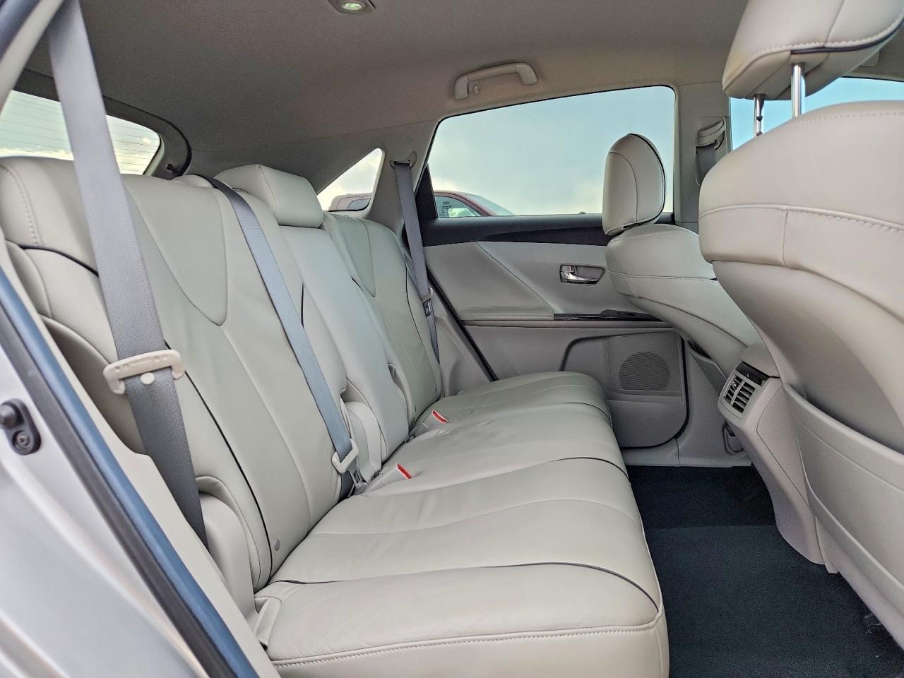 TOYOTA VENZA 2014 — 12