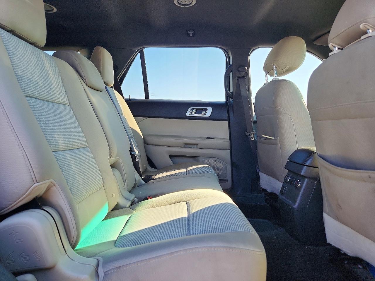 FORD EXPLORER 2013 — 12