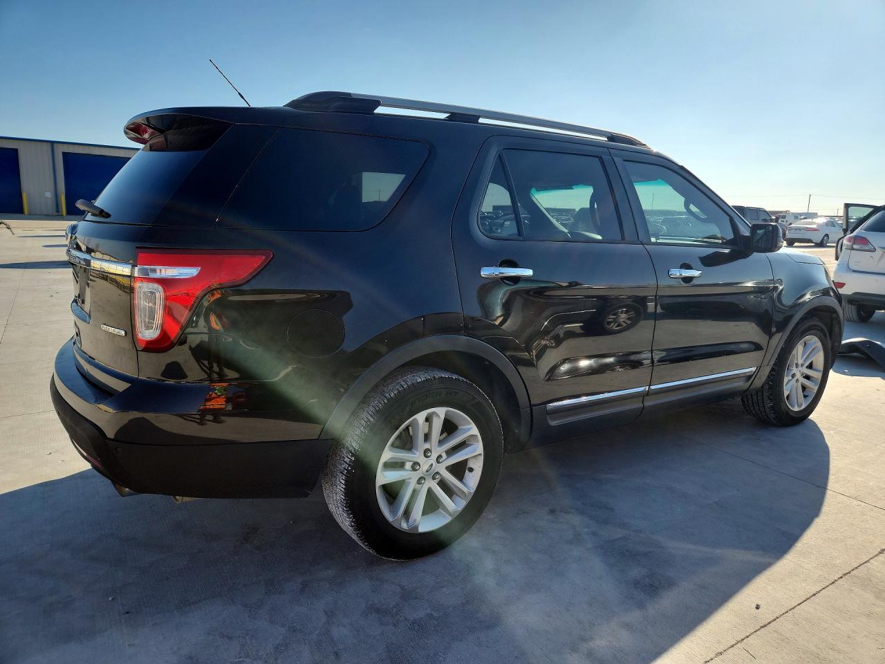 FORD EXPLORER 2013 — 4