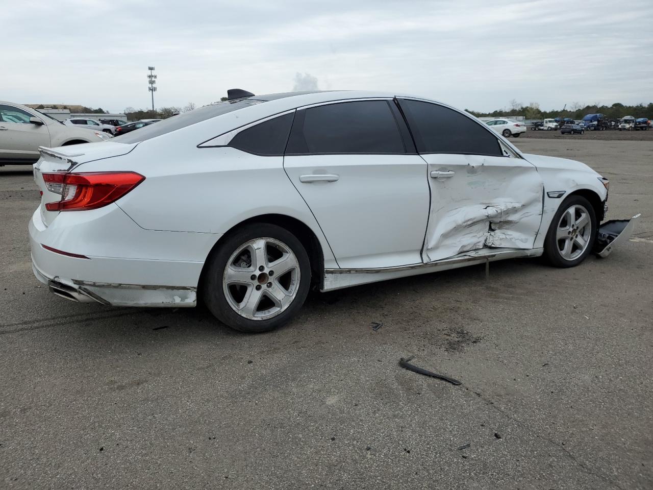 HONDA ACCORD 2020 — 4