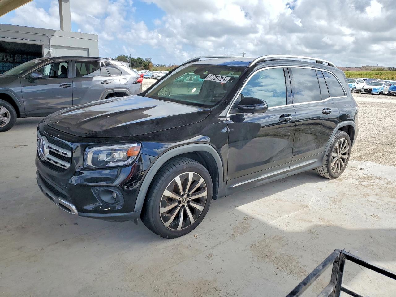 MERCEDES-BENZ GLB 2021 — 2