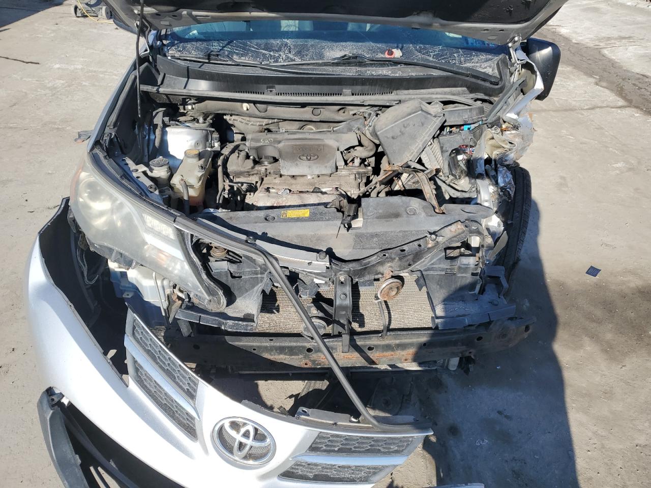 TOYOTA RAV4 2014 — 13