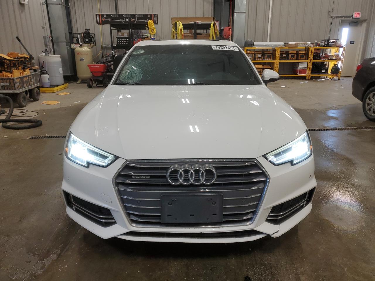 AUDI A4 2017 — 6