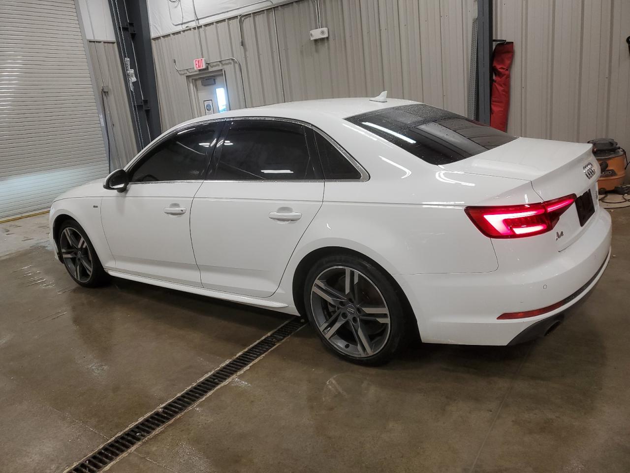 AUDI A4 2017 — 3