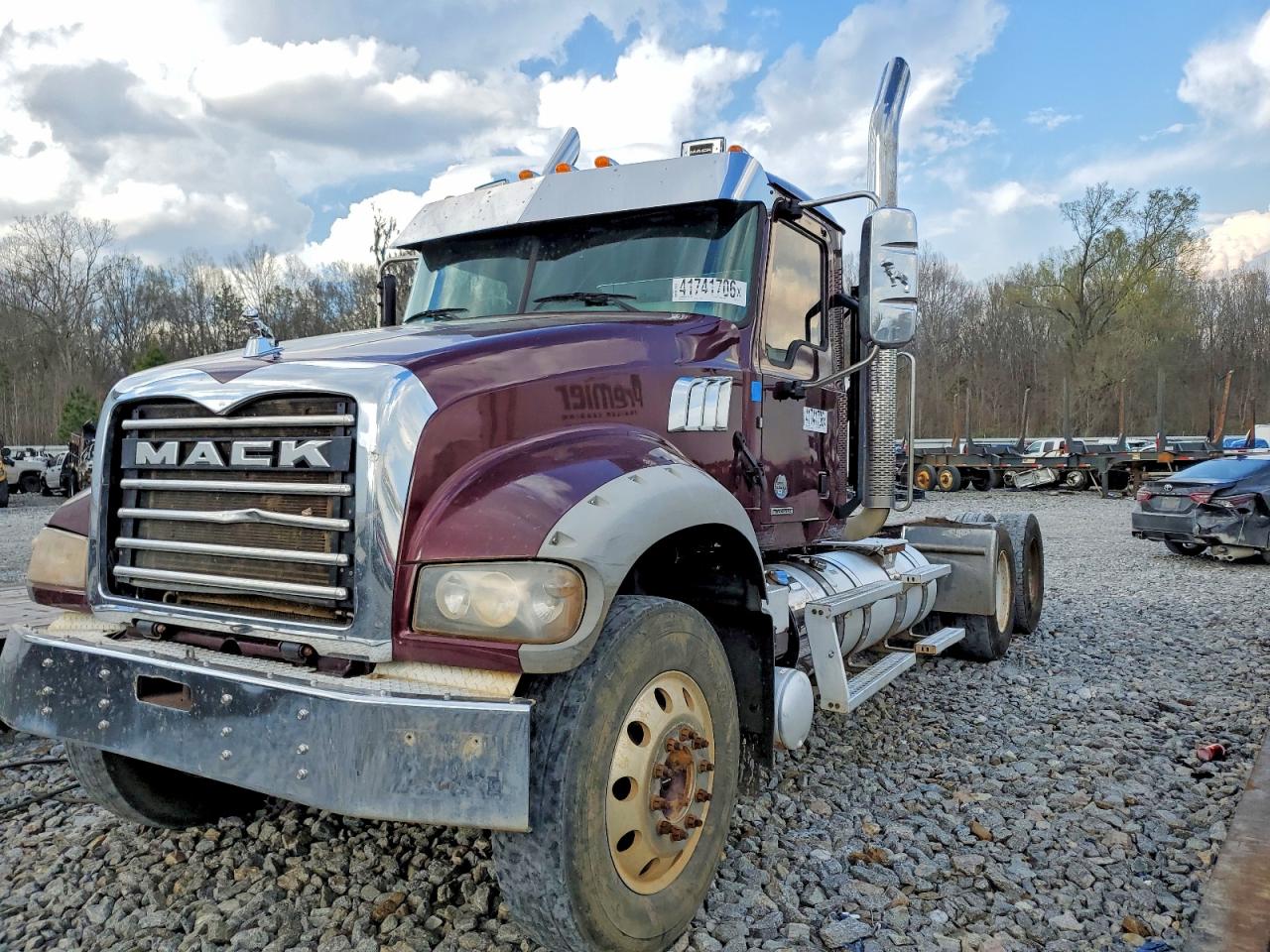 MACK GRANITE 2020 — 3