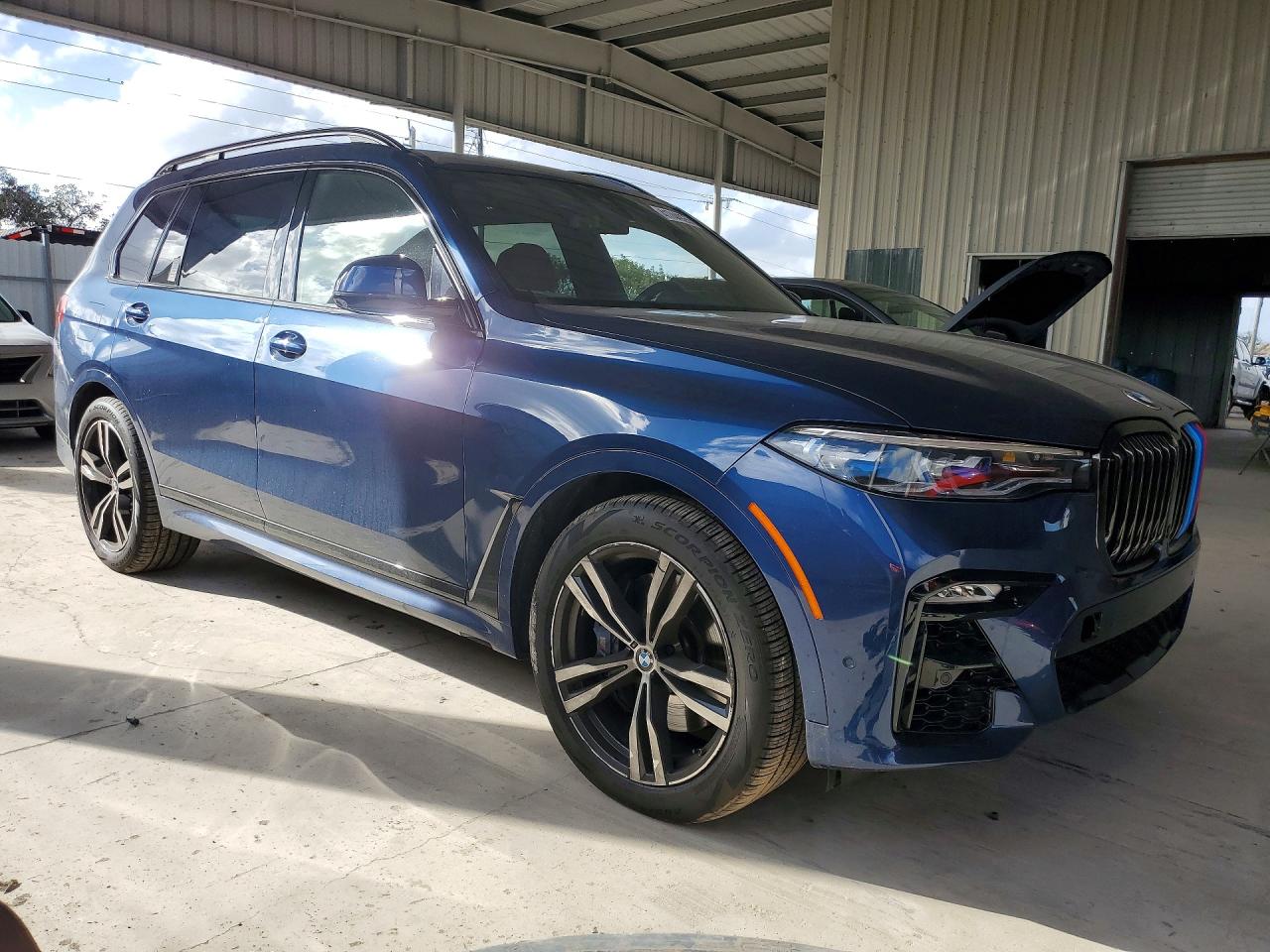 BMW X7 2022 — 5