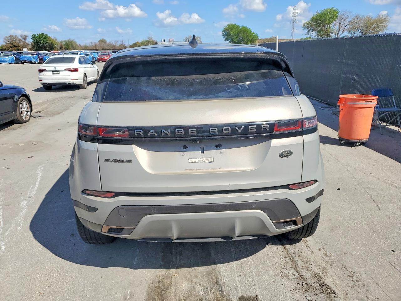 LAND ROVER RANGE ROVER EVOQUE 2022 — 7
