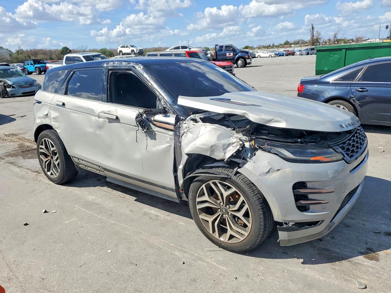 LAND ROVER RANGE ROVER EVOQUE 2022 — 5