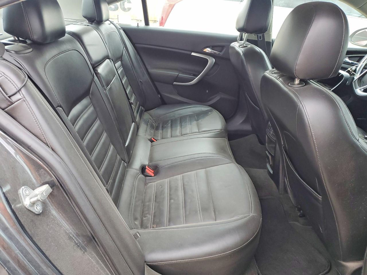 BUICK REGAL 2012 — 11